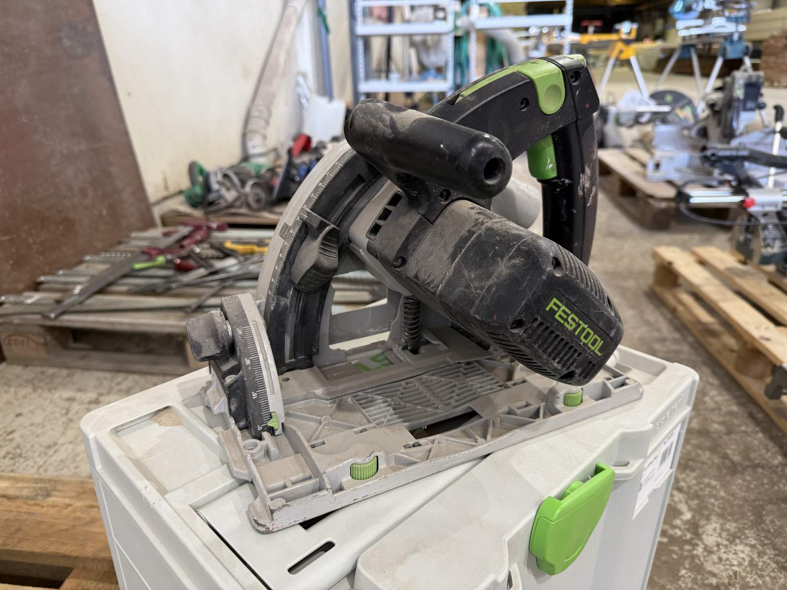 Cirkelsåg & styrskena Festool (1) Cirkelsåg & styrskena Festool (1)