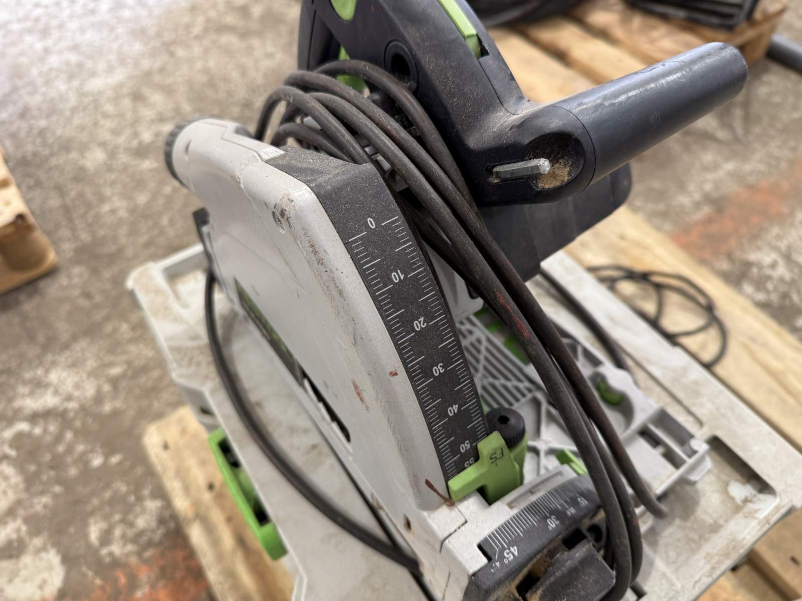 Cirkelsåg & styrskena Festool (2) Cirkelsåg & styrskena Festool (2)