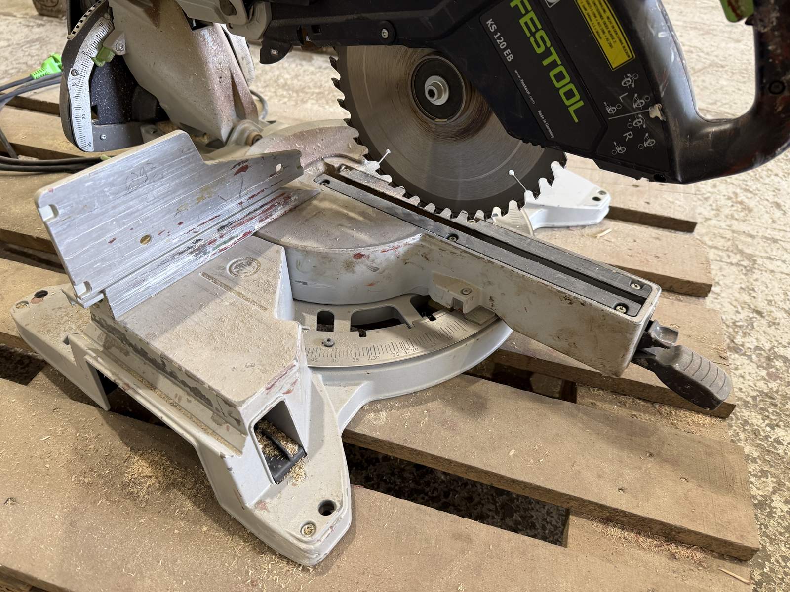 Kap & gersåg Festool KS 120 EB Kap & gersåg Festool KS 120 EB