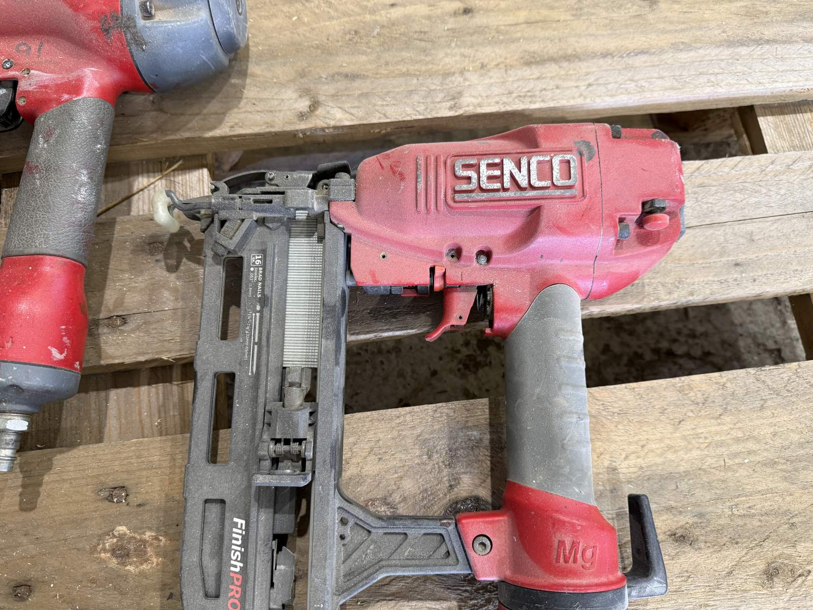 Pneumatiska stiftpistoler Senco Pneumatiska stiftpistoler Senco