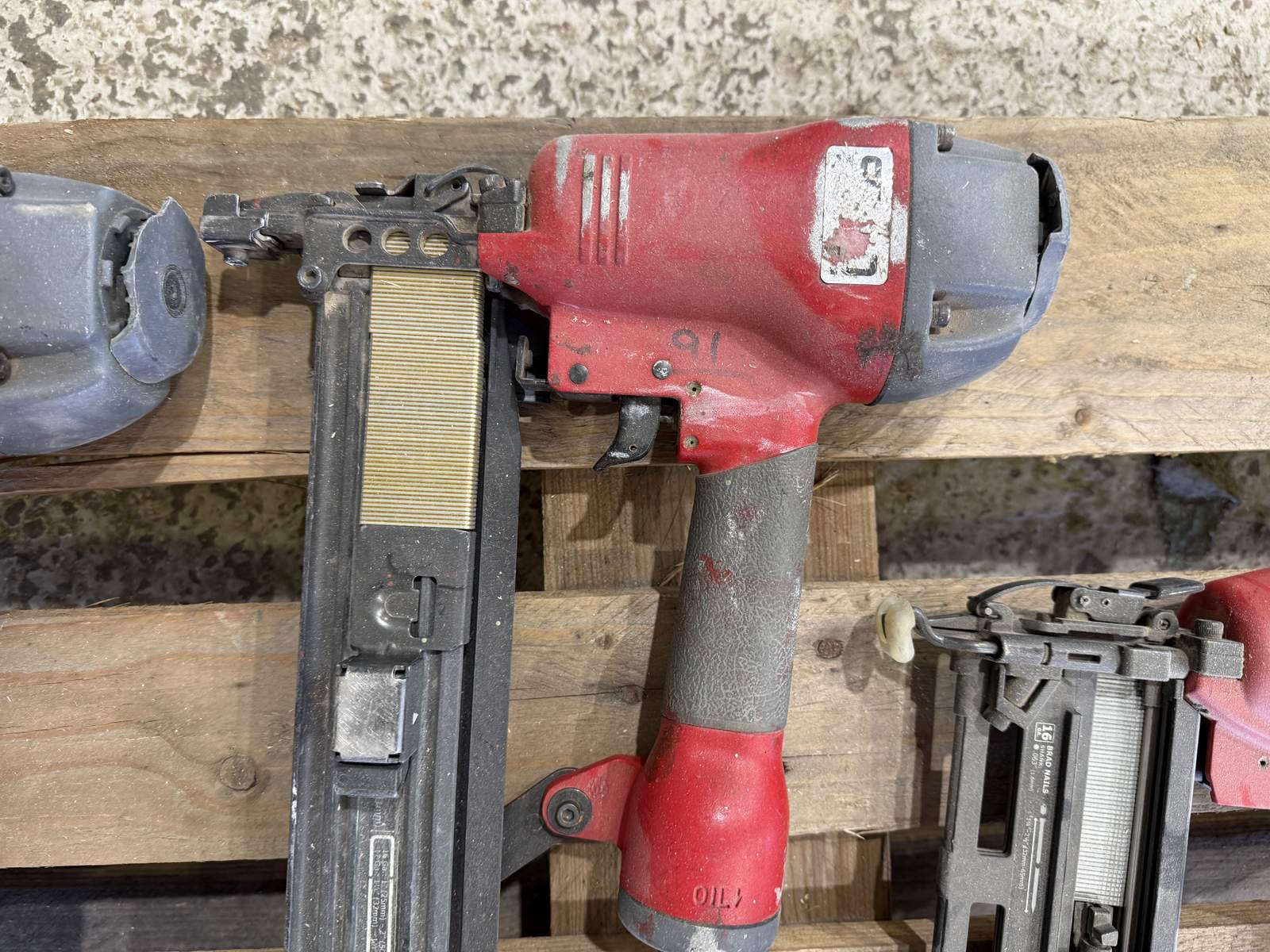 Pneumatiska stiftpistoler Senco Pneumatiska stiftpistoler Senco