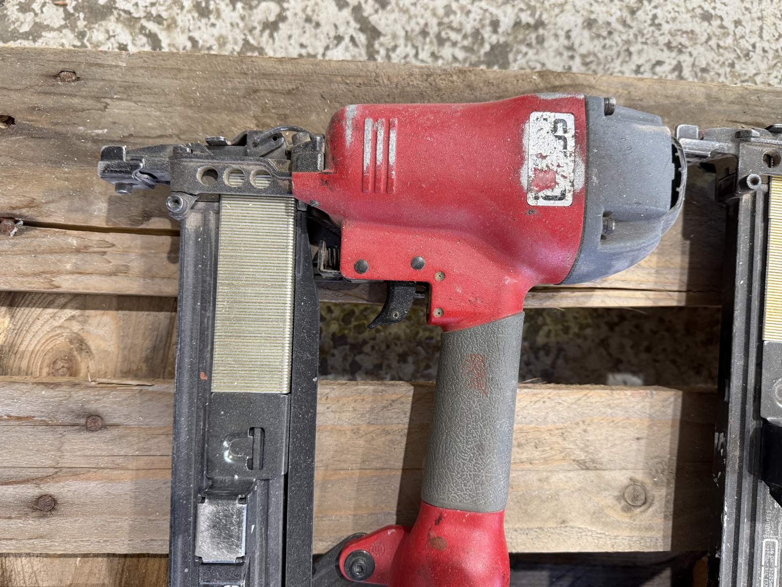 Pneumatiska stiftpistoler Senco Pneumatiska stiftpistoler Senco