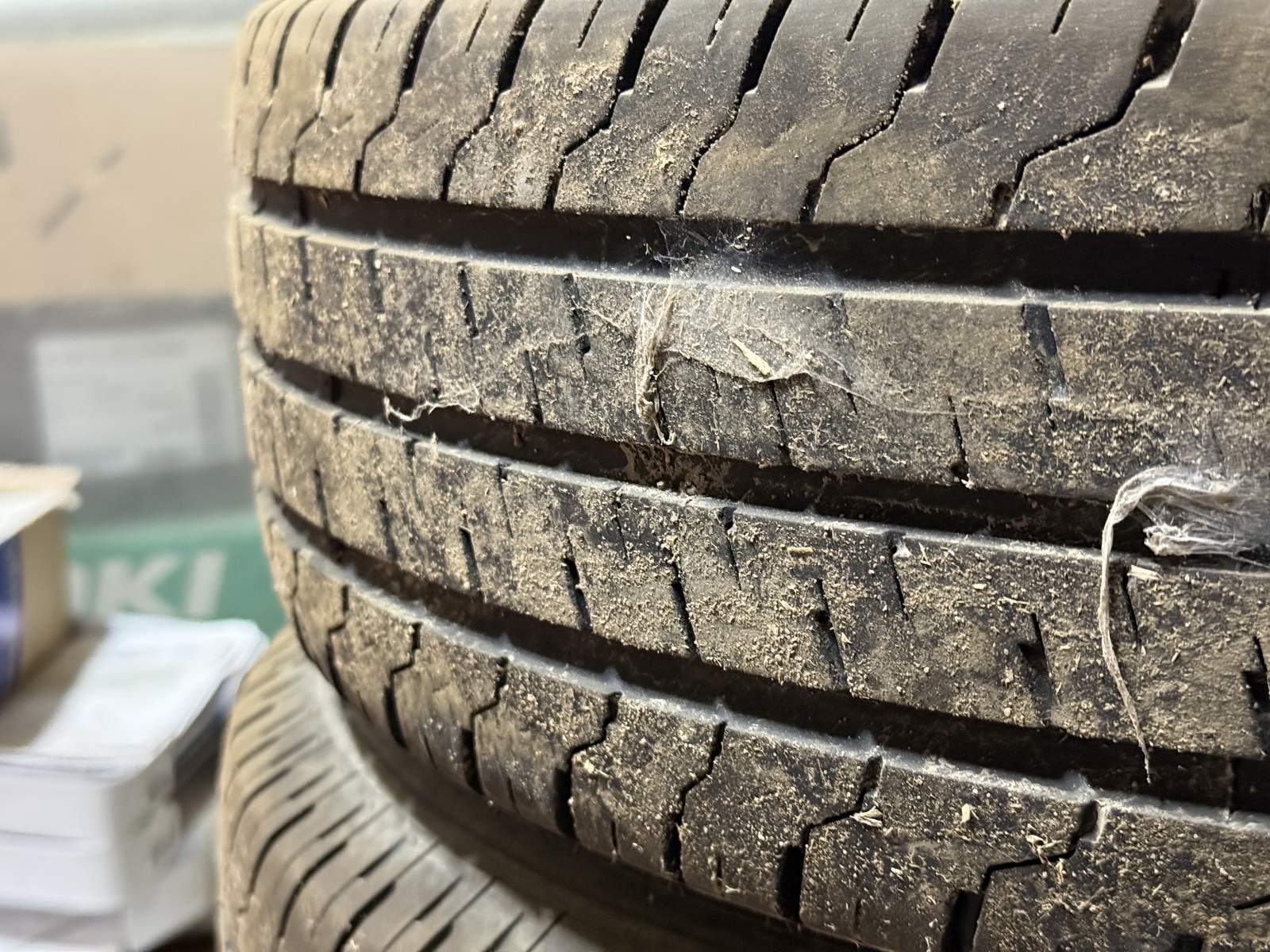 Mazzini Effivan däck på plåtfälg 195/65R16C Mazzini Effivan däck på plåtfälg 195/65R16C