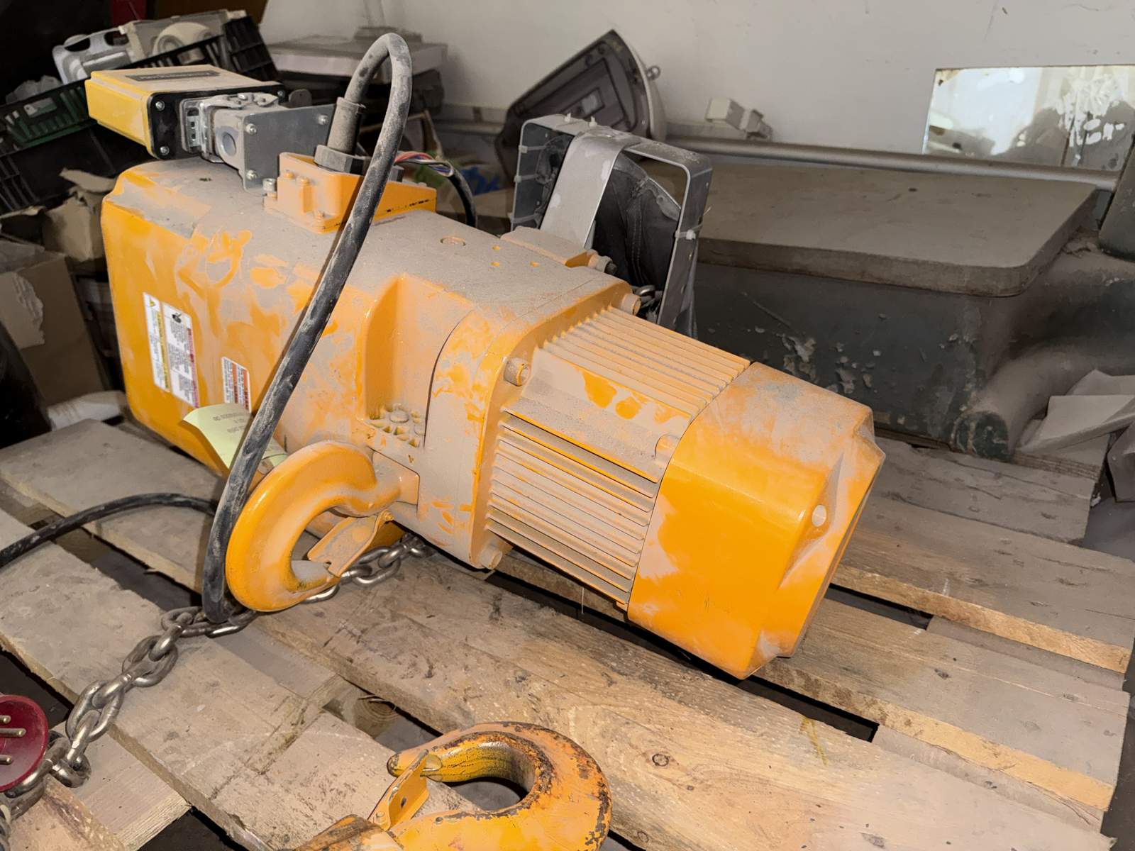 Travers Kito Corp 2-ton Travers Kito Corp 2-ton