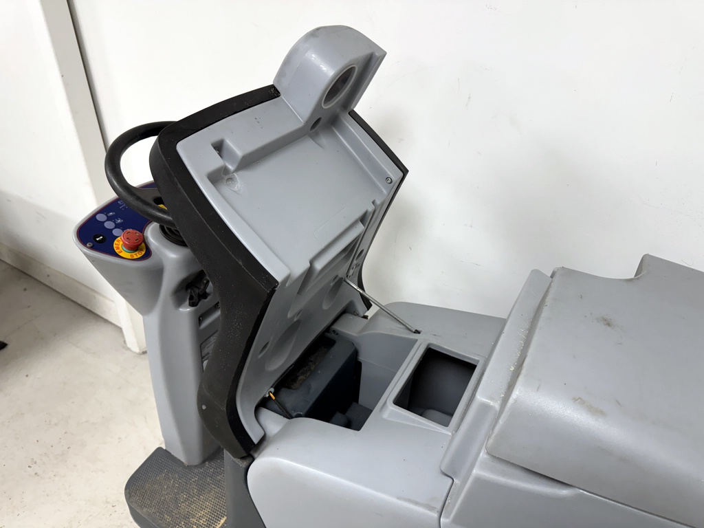 Golvskurmaskin Nilfisk BR 751 Golvskurmaskin Nilfisk BR 751