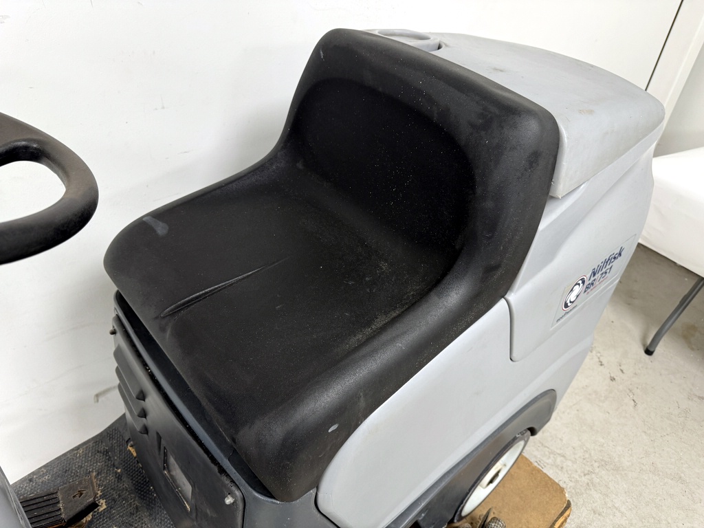 Golvskurmaskin Nilfisk BR 751 Golvskurmaskin Nilfisk BR 751