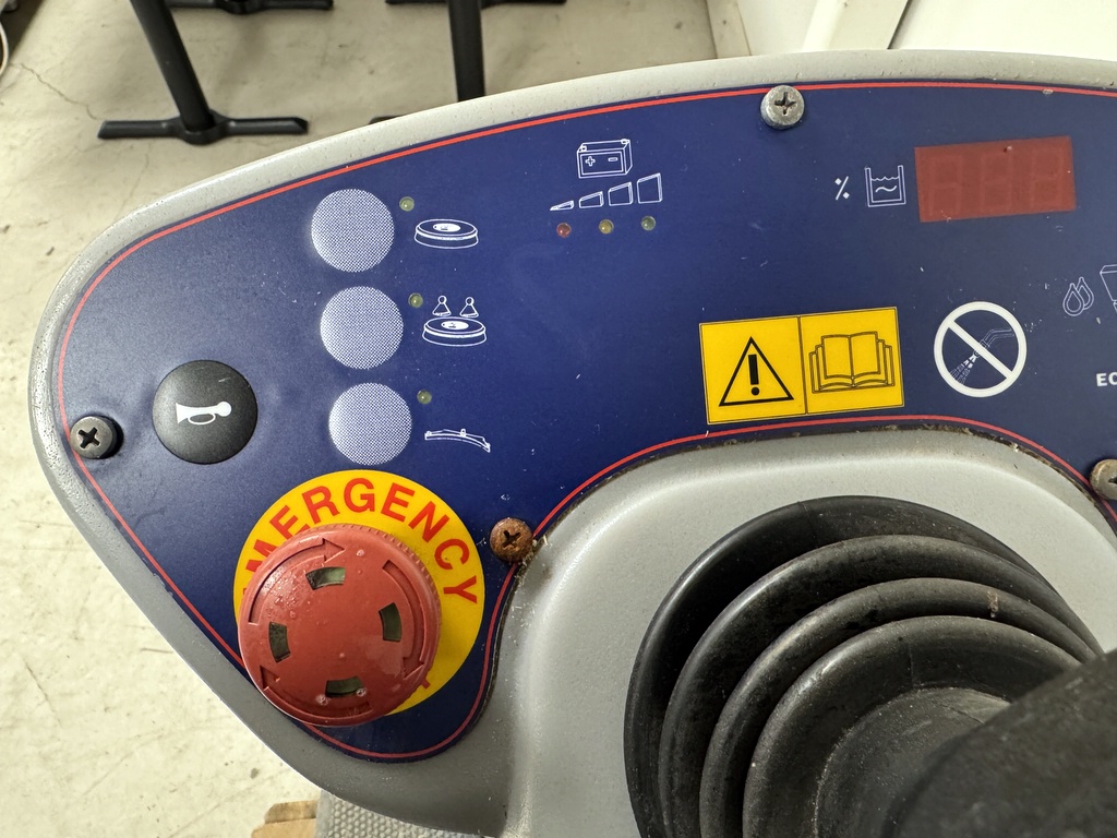 Golvskurmaskin Nilfisk BR 751 Golvskurmaskin Nilfisk BR 751