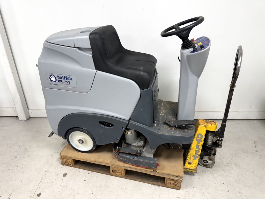 Golvskurmaskin Nilfisk BR 751 Golvskurmaskin Nilfisk BR 751