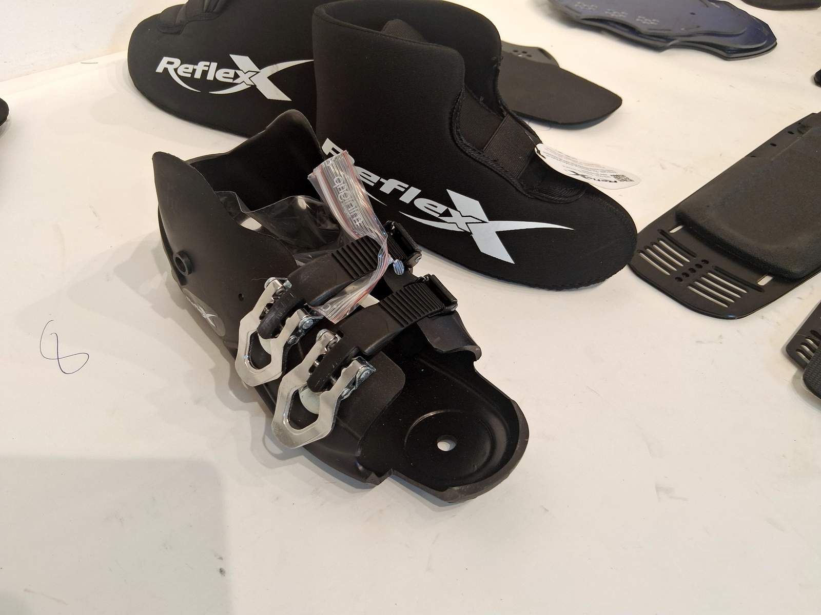 Pjäxor, RTP, plattor mm Pjäxor, RTP, plattor mm