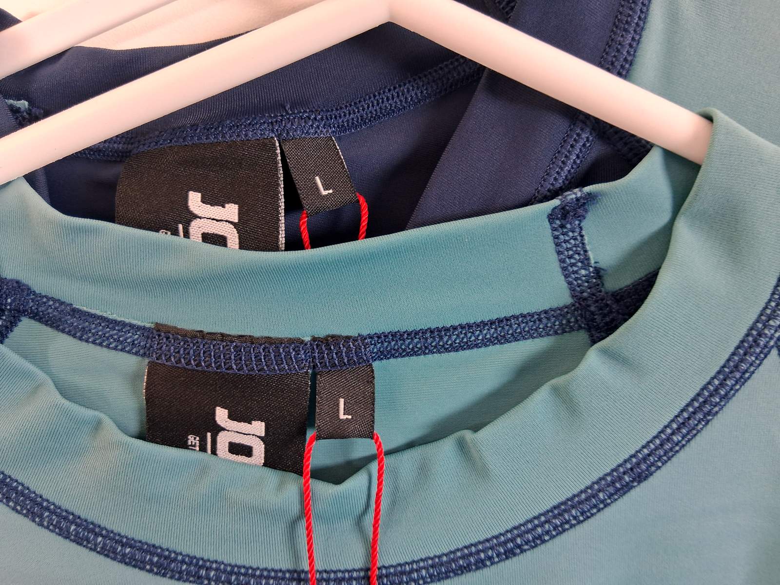 Vattensportkläder, 15plagg, strl: M-XL Vattensportkläder, 15plagg, strl: M-XL