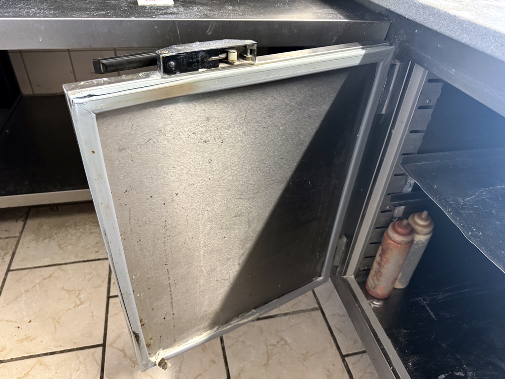 Pizzakylbänk Pizzakylbänk