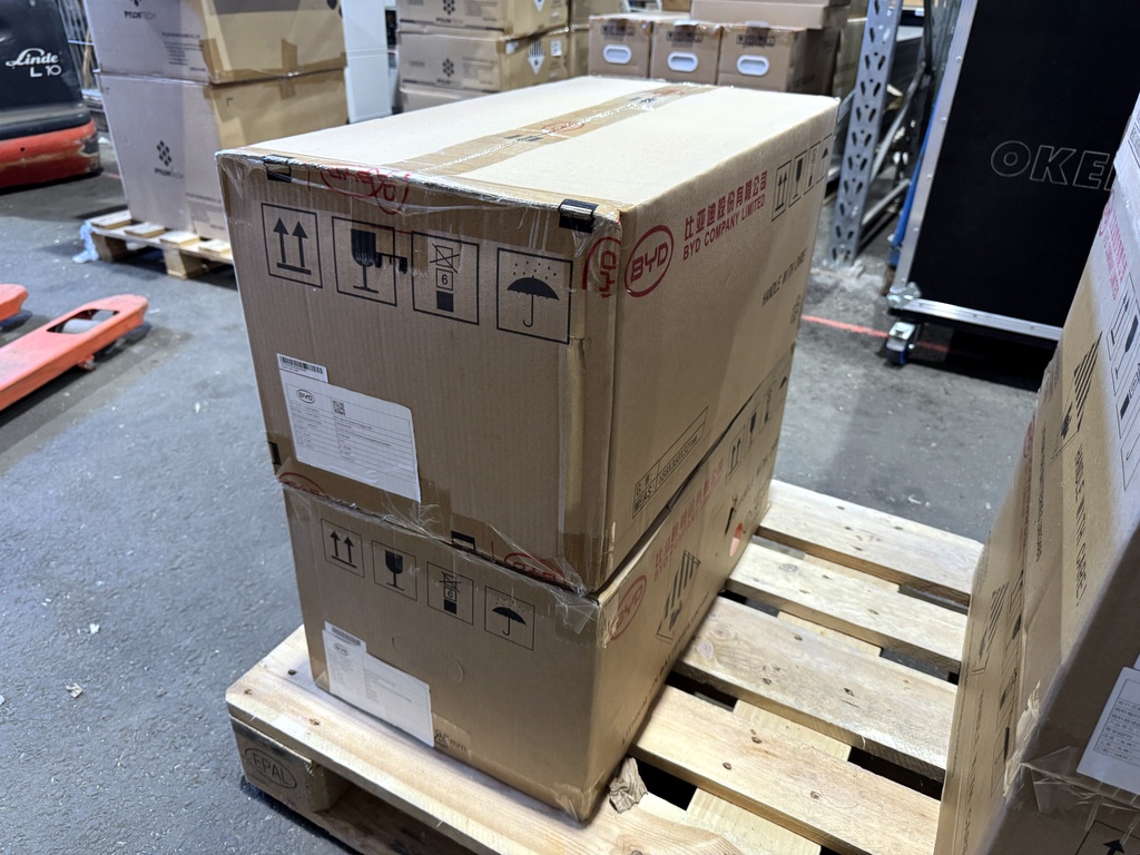 Batteri & styrning 2,56kW, BYD Batteri & styrning 2,56kW, BYD