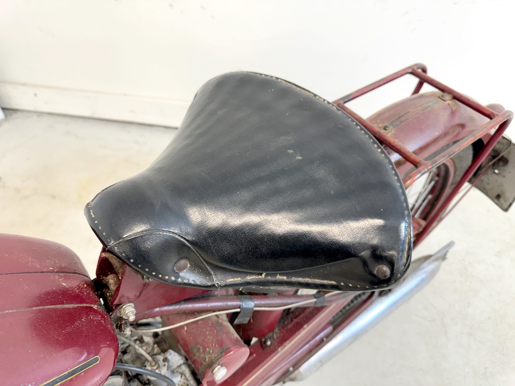 Motorcykel Husqvarna 30, Rödmyra (BFP167) -53 Motorcykel Husqvarna 30, Rödmyra (BFP167) -53