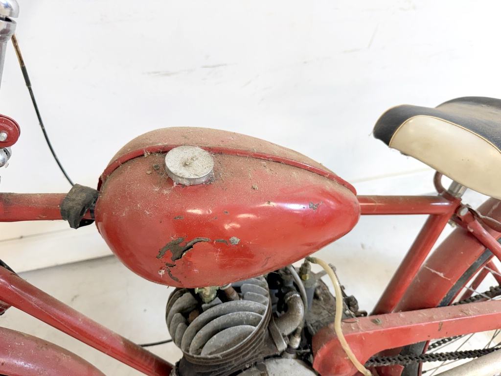 Lättviktsmotorcykel Husqvarna 98cc Lättviktsmotorcykel Husqvarna 98cc