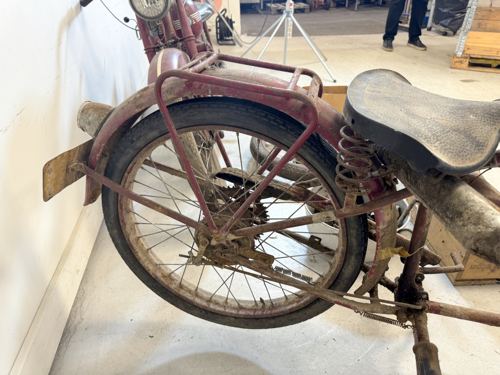 2st Husqvarna rödmyror (rep. objekt) 2st Husqvarna rödmyror (rep. objekt)