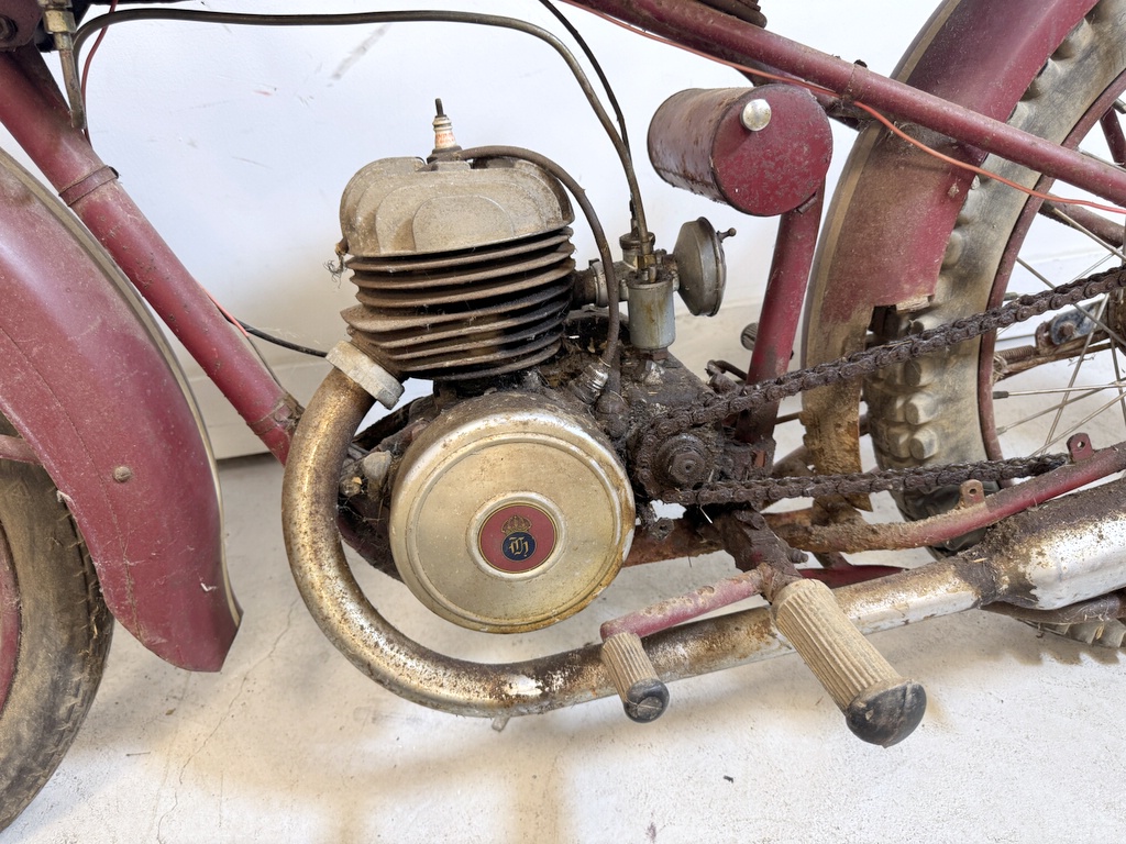 2st Husqvarna rödmyror (rep. objekt) 2st Husqvarna rödmyror (rep. objekt)